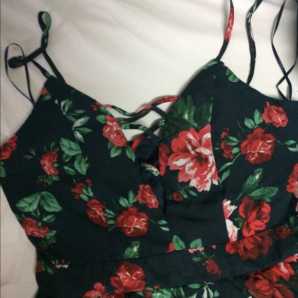 Dress - Picture 3 of 5